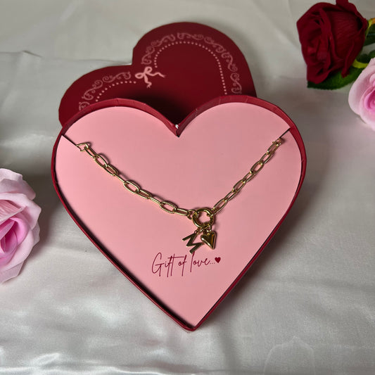 Gift of Love - Ketting Letter M - Goud