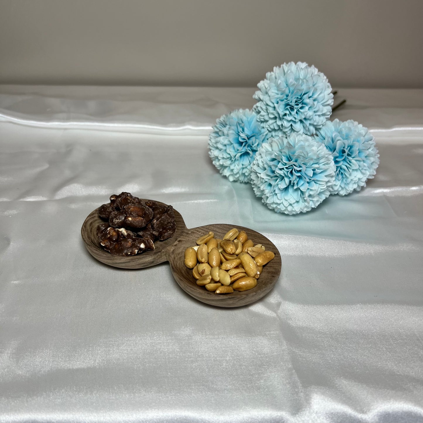 Schaaltje Walnoothout Twee Vak